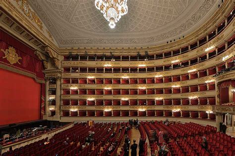 Visitar El Teatro La Scala Guía De Milán