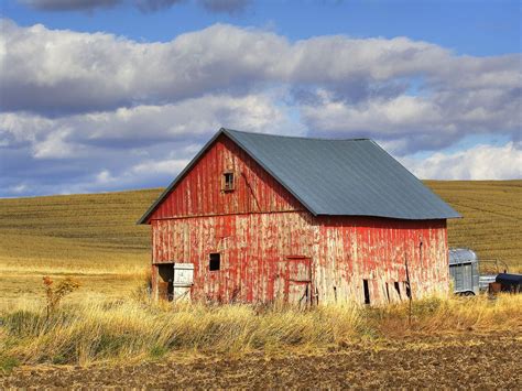 Hotel little red barn campground, quakertown: Nature: Old Red Barn, Palouse, Washington, picture nr. 40448