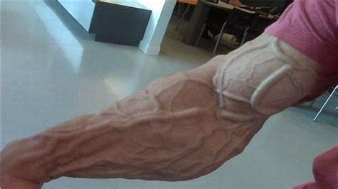 How To Get Your Veins To Show Instantly Youtube