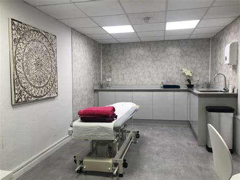 newly furnished treatment and therapy rooms hove treatment and therapy rooms to rent