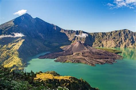Ada 4 Di Papua Inilah 10 Gunung Tertinggi Di Indonesia