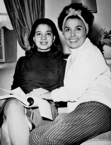 Lena Horne And Her Daughter Gail Lumet Lena Horne Dorothy Dandridge