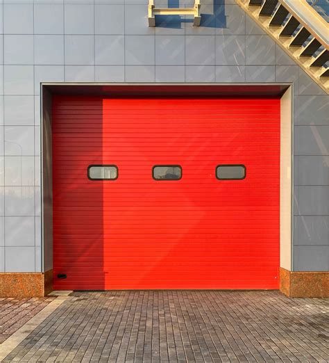 Easy Spring Cleaning Tips For Your Garage Doors