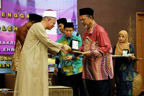 Sekolah menengah agama (atas) sultan zainal abidin, kuala terengganu ***** calon yang ingin memohon hendaklah: Jabatan Hal Ehwal Agama Terengganu - Seminar Murabbi Ummah