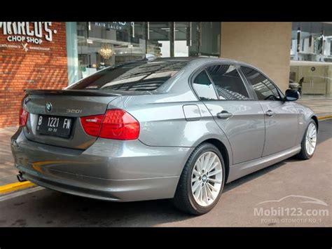 Jual Mobil BMW 320i 2012 Luxury 2.0 di DKI Jakarta ...