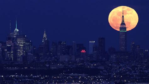 This opens in a new window. Vollmond am 31. August: Der Blue Moon geht auf - DER SPIEGEL