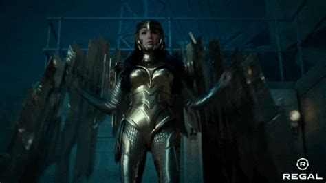 Wonder woman vs the cheetah (new 52). Latest 'Wonder Woman 1984' Trailer Gives Full Look at Gal ...