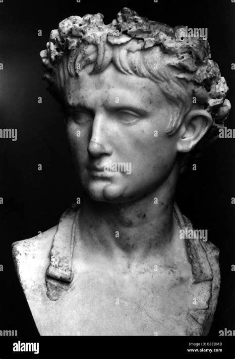 Imperator caesar filius augustus fotografías e imágenes de alta