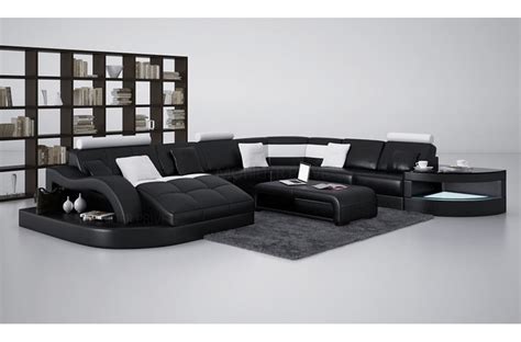 Trouvez le canapé d'angle convertible, droit en u et panoramique qu'il vous faut pour donner du style à votre salon. Canapé d'angle en cuir italien 8 places nordik,, noir et ...
