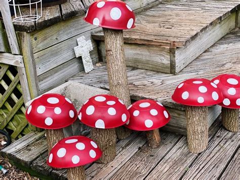 Easy Recycled Diy Garden Mushroom Decor Garden Ornaments Diy