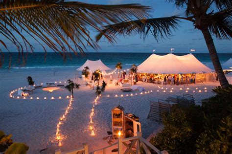 Three oceanfront event lawns are available for a romantic, seaside wedding. Beautiful beach wedding. | Beautiful beach wedding, Simple ...