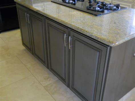 Refinishing your glazed kitchen cabinets is a great way to restore the antique look that they originally had while adding a fresh, clean look to the room. North Scottsdale Antique White Finish Cabinets-Grapevine ...