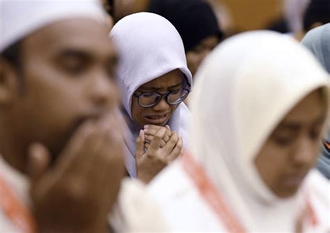Check spelling or type a new query. Amalan Doa 'Menarik' Rezeki, Berdoalah Bersungguh-sungguh Di Saat Berseorangan Menghadap Allah ...