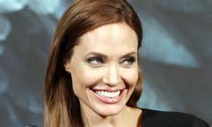 Angelina Jolies Glowing Skin Thanks To 800 Triad Facial Daily Mail