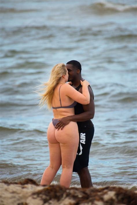 Iskra Lawrences Big Ass And Philip Payne Relaxing The