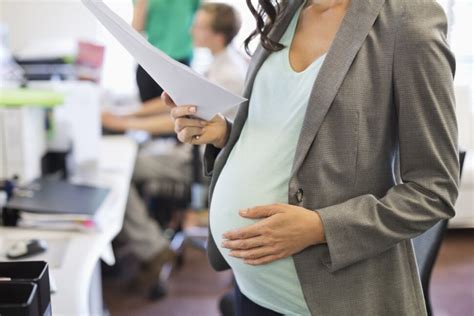 How To Tell Your Boss That Youre Pregnant Careers Us News