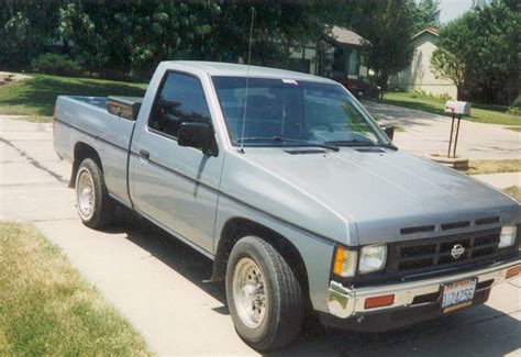 1992 Nissan Truck Information And Photos Momentcar