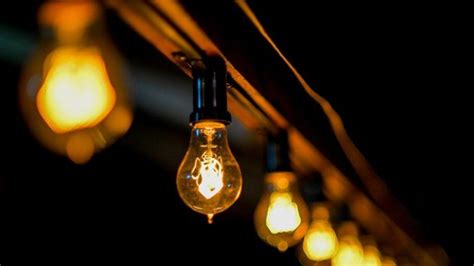 Guide To Light Bulb Types Huffpost