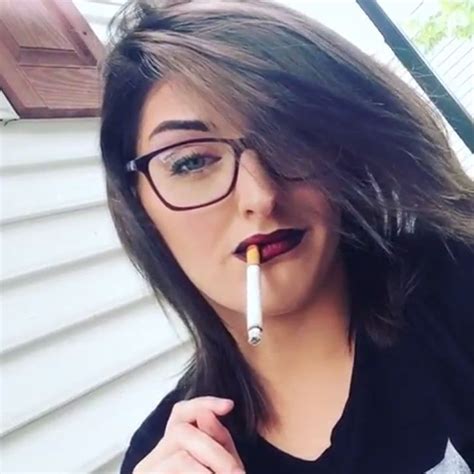 mi piace 71 commenti 3 cigarette dangles dangle it su instagram very sexy smoking