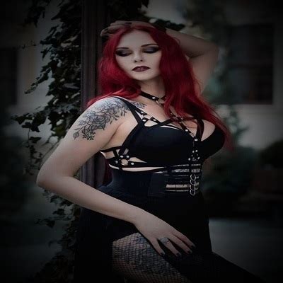 Crimsonembermoon S Profile At Vampire Rave