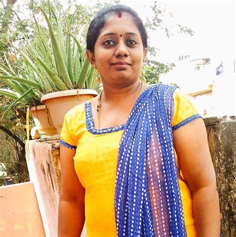Tamil Aunty Pics Malayali Aunty Photos Hot Kerala Aunties Hd Latest