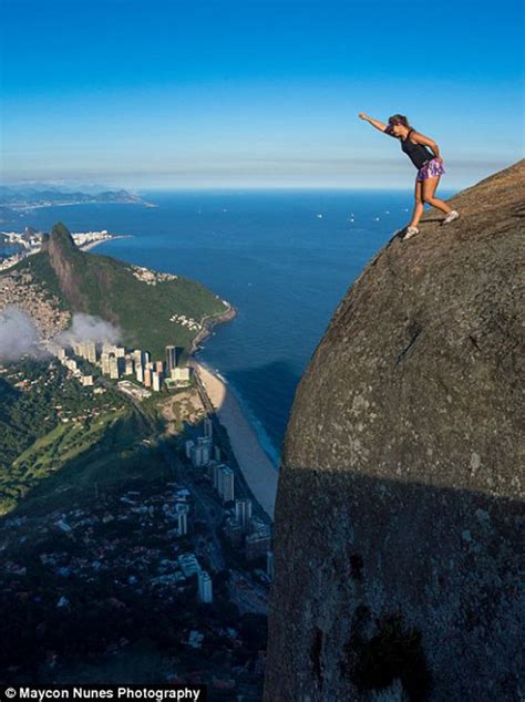 Hiking and rappelling at tijuca forest. Selfie do perigo: pedra da gávea é novo lugar para fotos ...