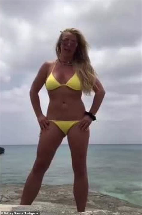 Britney Spears Showcases Fit And Toned Physique In Skimpy Bikini Best Sexiezpix Web Porn