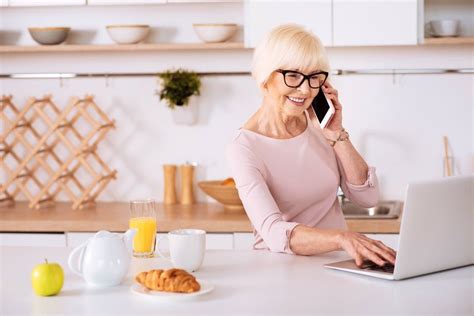 How Baby Boomers Are Earning An Extra A Month Baby Boomers Boomer Money Lessons