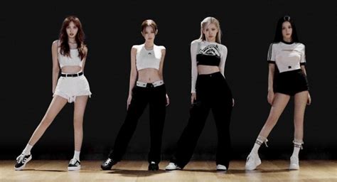 Pink Venom Dance Practice Video Becomes Blackpink S 37th Video To Hit 100 Million Views On