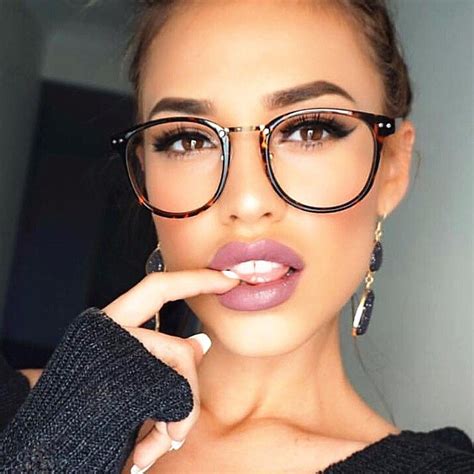 Glasses For Oblong Face Female