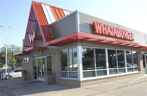 Whataburger Gives Employees More Than 90 Million In Bonuses