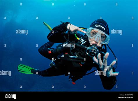 Scuba Diver Giving Signal For Ear Problems Stock Photo Alamy