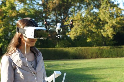 The Cloudlightfpv App Lets You Pilot Real World Drones With Vr Fortune