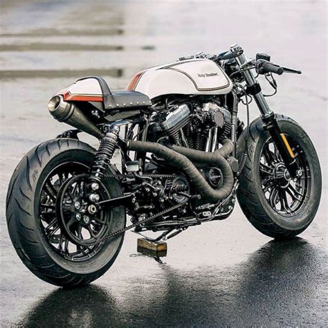 Low Riding Cafe Racer