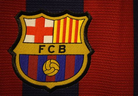 Fc barcelona andert sein vereinswappen fcb schriftzug. FC Barcelona Vereinsportrait - europapokal.de