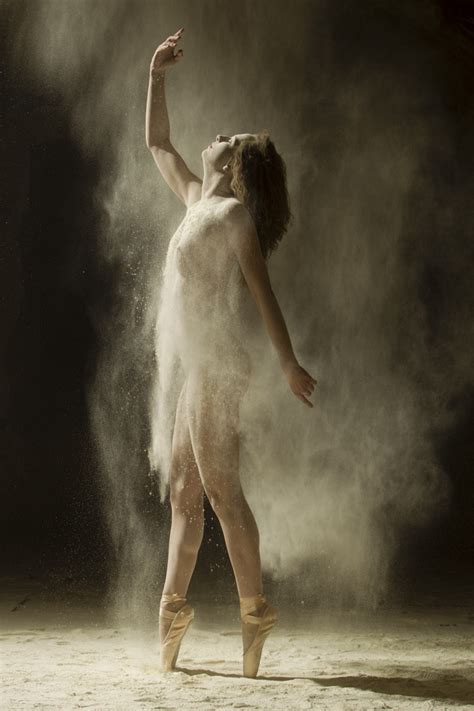 Photos Of Nude Dancers Show A Very Different Side Of The Human Body Nsfw Huffpost Entertainment