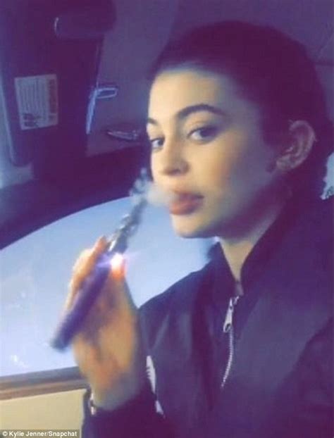 Kylie Jenner Blows Smoke Rings As She Puffs On E Cigarette Daily Mail