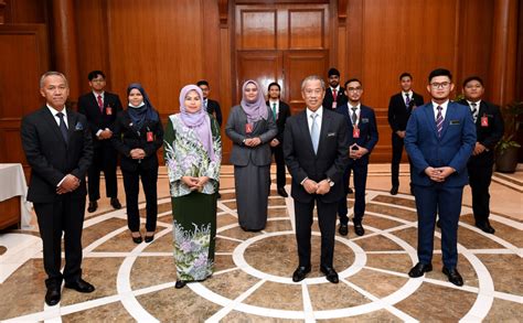 Perdana menteri malaysia ketujuh 10 mei 2018 hingga 24 februari 2020. PM Muhyiddin bincang dengan MPPK usaha perkasa pendidikan ...