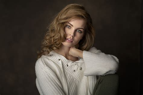 Anastasiya Scheglova Model Girl Russian Blonde Wallpaper Coolwallpapersme