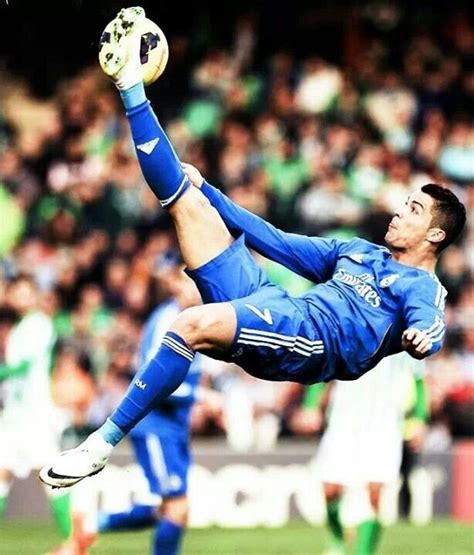 The great collection of bicycle kick ronaldo wallpapers for desktop, laptop and mobiles. Best 25+ Bicycle kick ideas on Pinterest | Ronaldinho best goals, Messi and ronaldo and Real ...