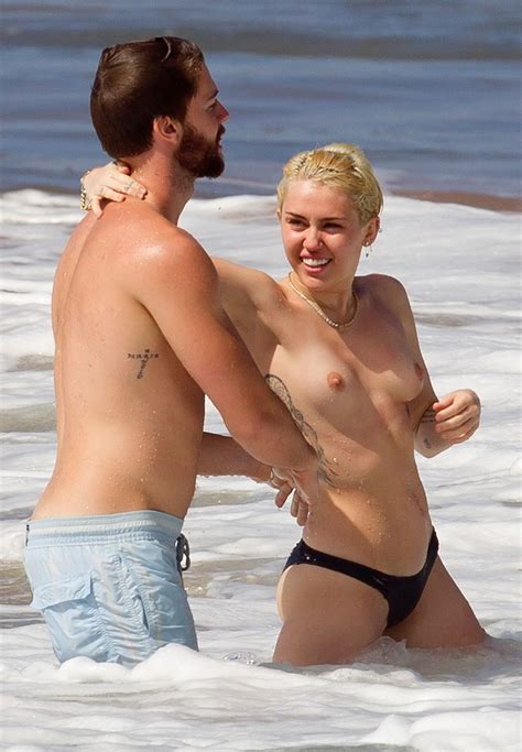 Miley Cyrus Boobs Porno Top Porn Images Comments