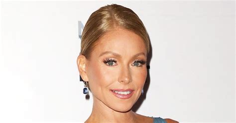 Kelly Ripa Got Plastic Surgery To Fix Her Earlobes Us Weekly
