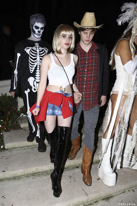 Emma Roberts As Vivian Ward From Pretty Woman The 36 Best Celebrity Halloween Costumes Ever