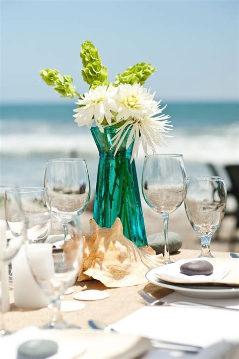A style savvy wedding resource devoted to the modern bride's journey down the altar with gorgeous real weddings, vendor recommendations and much more! 60 best Beach centerpieces images on Pinterest | Beach ...