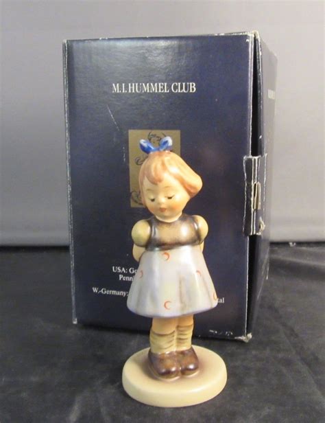 Hummel Goebel Two Hands One Treat Inches Box Exclusive Club