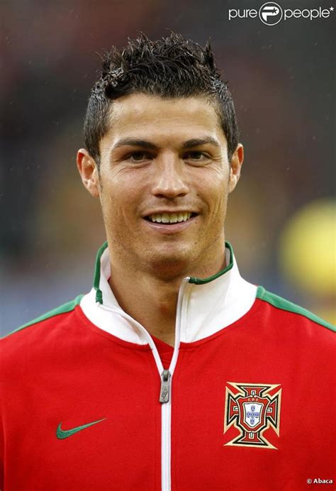 4 on the 2020 forbes celebrity 100, and making him the first soccer player in history to earn $1. image de c.ronaldo (2)