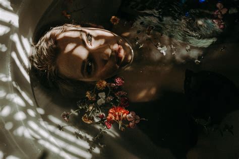bathtub boudoir photography | Portland wedding photographer, Arkansas