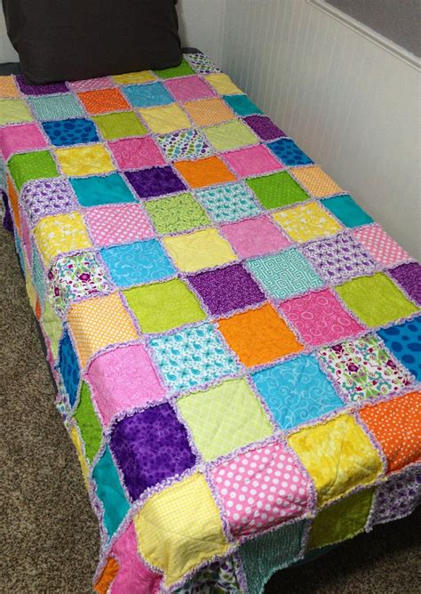 Bright And Fun Twin Sized Rag Quilt By O Sew Many Rags Quilts Rag