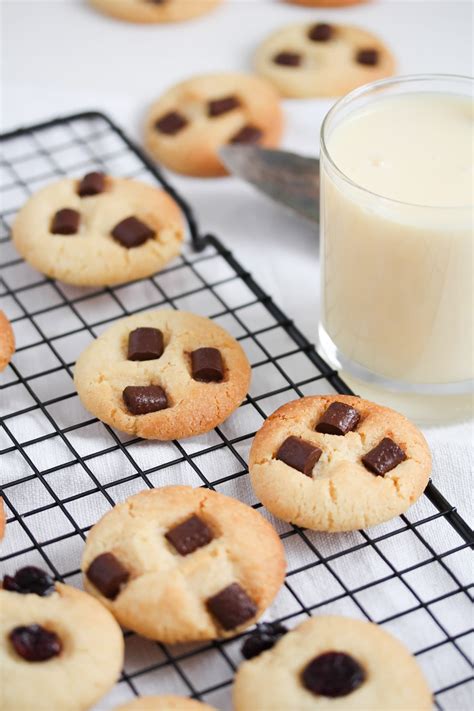 Sweetened Condensed Milk Cookies With Chocolate Chips