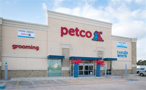 Petco Expands Pet Services Offerings To Include Complete Vet Care Oct